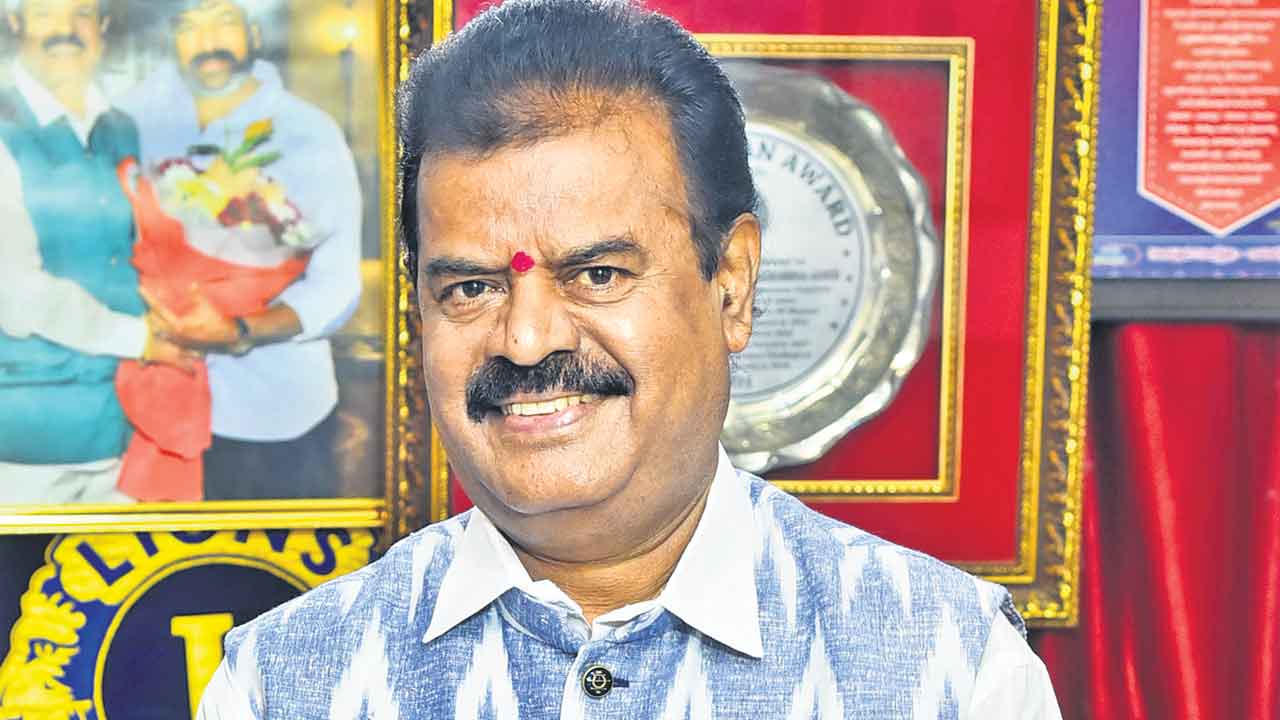 గద్దర్‌ అవార్డ్స్‌లో తెలంగాణ వారికి అన్యాయం