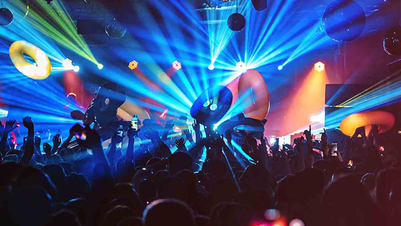 Gachibowli | గచ్చిబౌలి పబ్‌లలో పోలీసుల దాడులు.. నలుగురికి డ్రగ్స్‌ పాజిటివ్‌