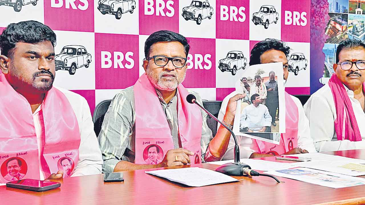 మంత్రి శ్రీధర్‌బాబు మహానటుడు!