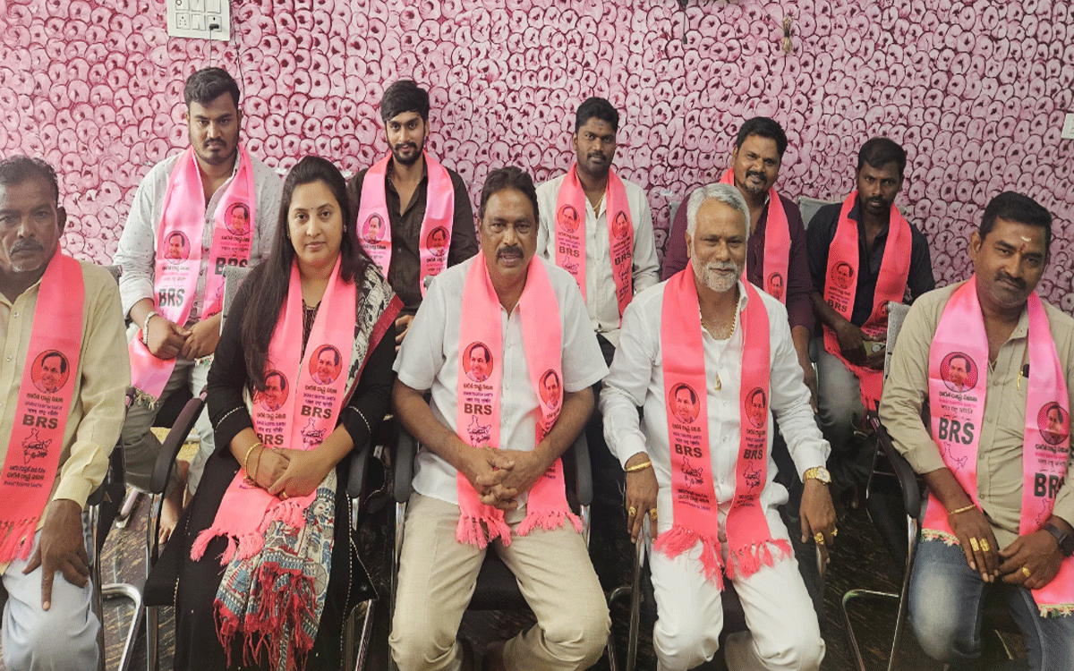 Palvancha : కాంగ్రెస్‌కు పిండ ప్రదాన కార్యక్రమాన్ని విజయవంతం చేయండి : రాజు గౌడ్