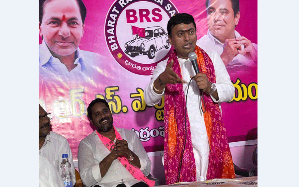 Chunchupalli : హామీలు నెర‌వేర్చ‌కుండా ప్ర‌జ‌ల‌ను మ‌భ్య‌పెడుతున్న కాంగ్రెస్ : ఏనుగుల రాకేశ్‌రెడ్డి