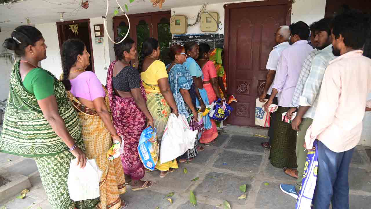 మూడుసార్లు ధంబ్.. ఆరుసార్లు తూకం