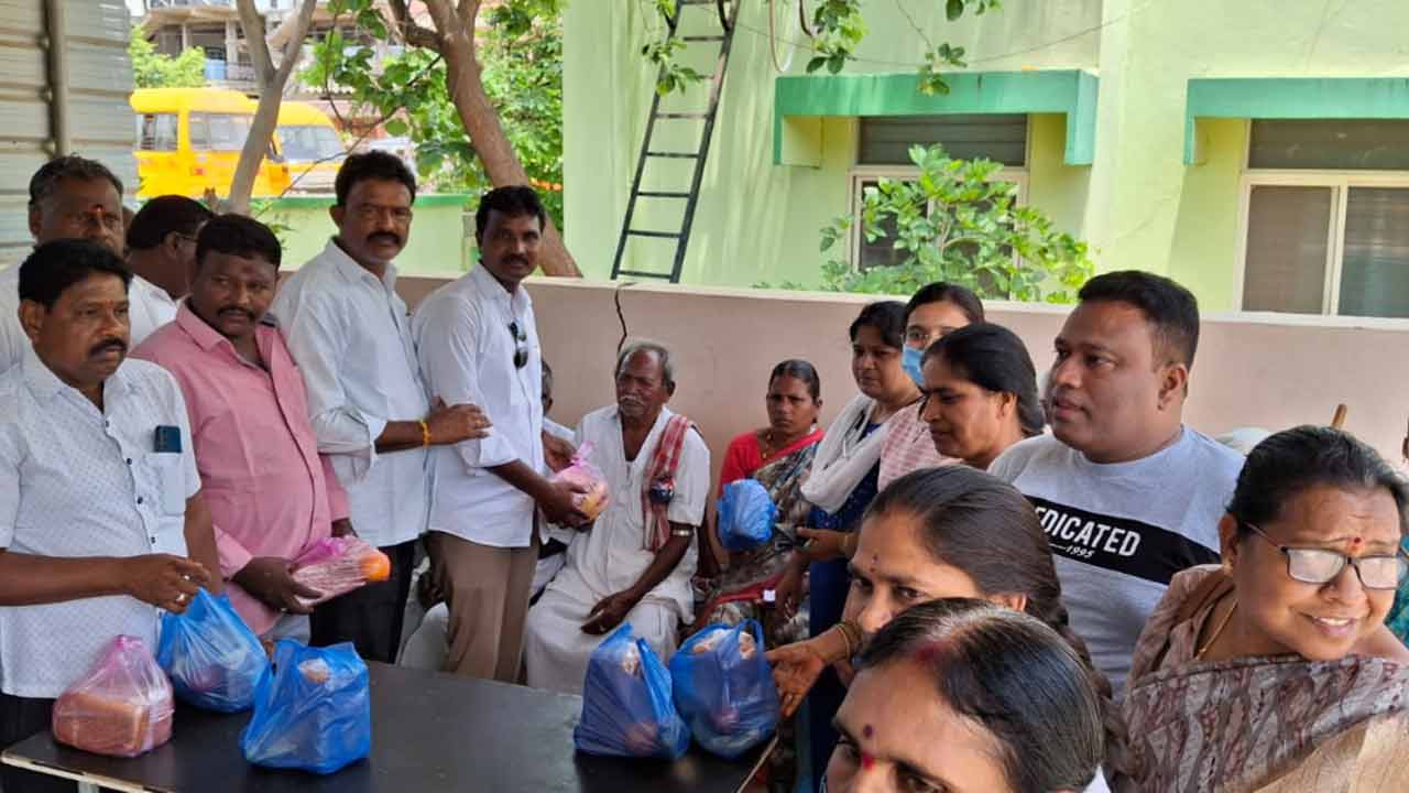 Ravula Chandrashekar Reddy | ఘనంగా మాజీ ఎమ్మెల్యే రావుల జన్మదిన వేడుకలు