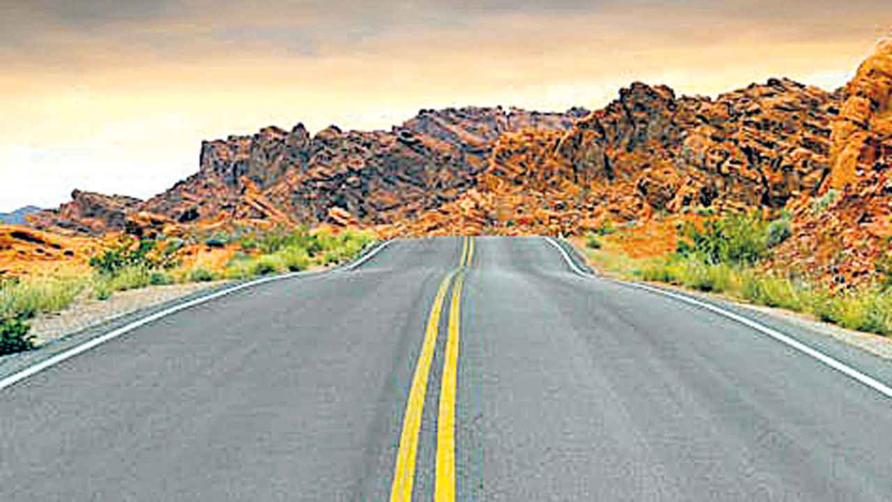 ‘హ్యామ్‌’ రోడ్లతో నష్టమే!.. రహదారుల పునరుద్ధరణపై దృష్టి పెట్టండి!