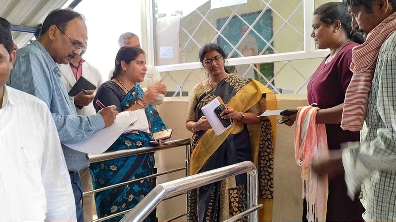 కేఎంసీ పరిధిలోని హాస్పిటల్స్‌ని తనిఖీ చేసిన సర్వే సంగీత