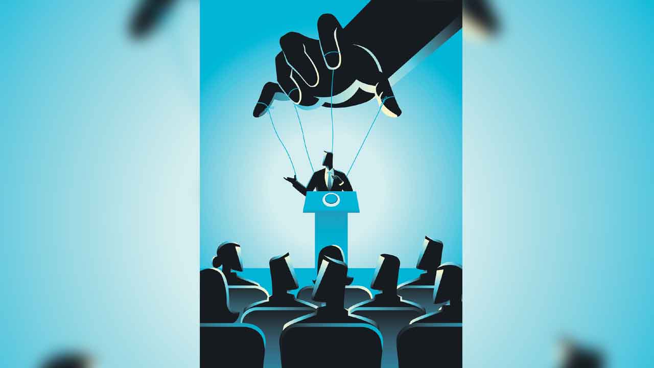 సామంతులే షాడో మంత్రులు.. ఫైళ్లు కదలాలన్నా వారి అనుమతి తప్పనిసరి!