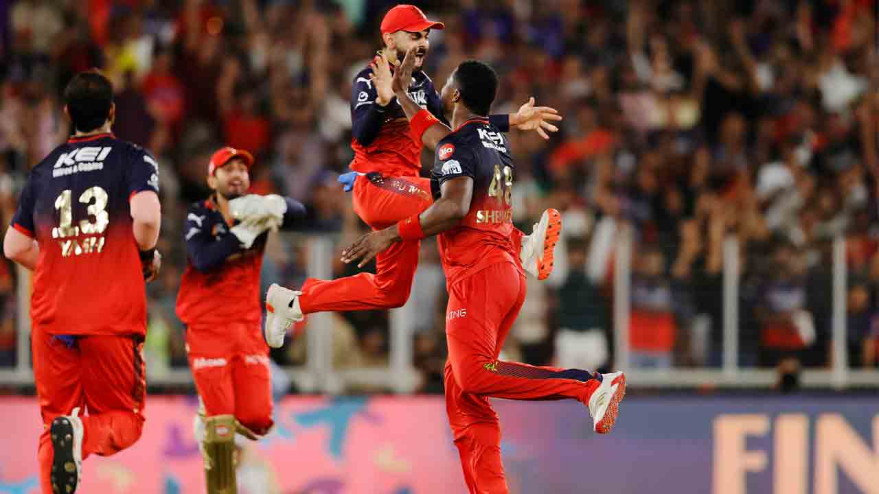 IPL 2025 | అయ్య‌ర్ వికెట్‌తో షాక్‌లో పంజాబ్ .. ఉత్కంఠగా సాగుతున్న‌ ఫైన‌ల్ ఫైట్