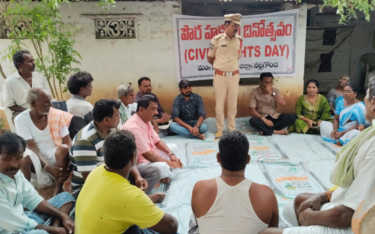 Kattangur : చట్టాలపై ప్ర‌జ‌లు అవగాహన కలిగి ఉండాలి : ఎస్ఐ రవీందర్