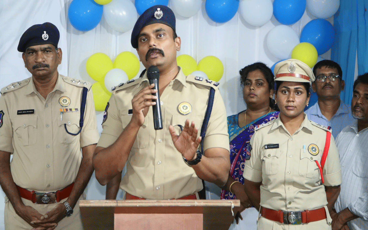 Kothagudem : మాదకద్రవ్య‌ రహిత సమాజ స్థాపనలో భాగస్వాములు కావాలి : ఎస్పీ రోహిత్ రాజు