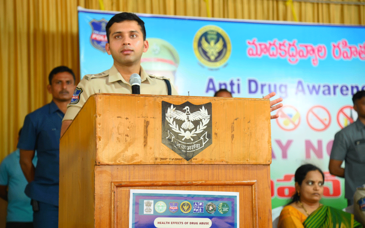 Nalgonda : యువ‌త‌ యాంటీ డ్రగ్ సోల్జర్‌గా పనిచేయాలి : ఎస్పీ శరత్ చంద్ర పవార్