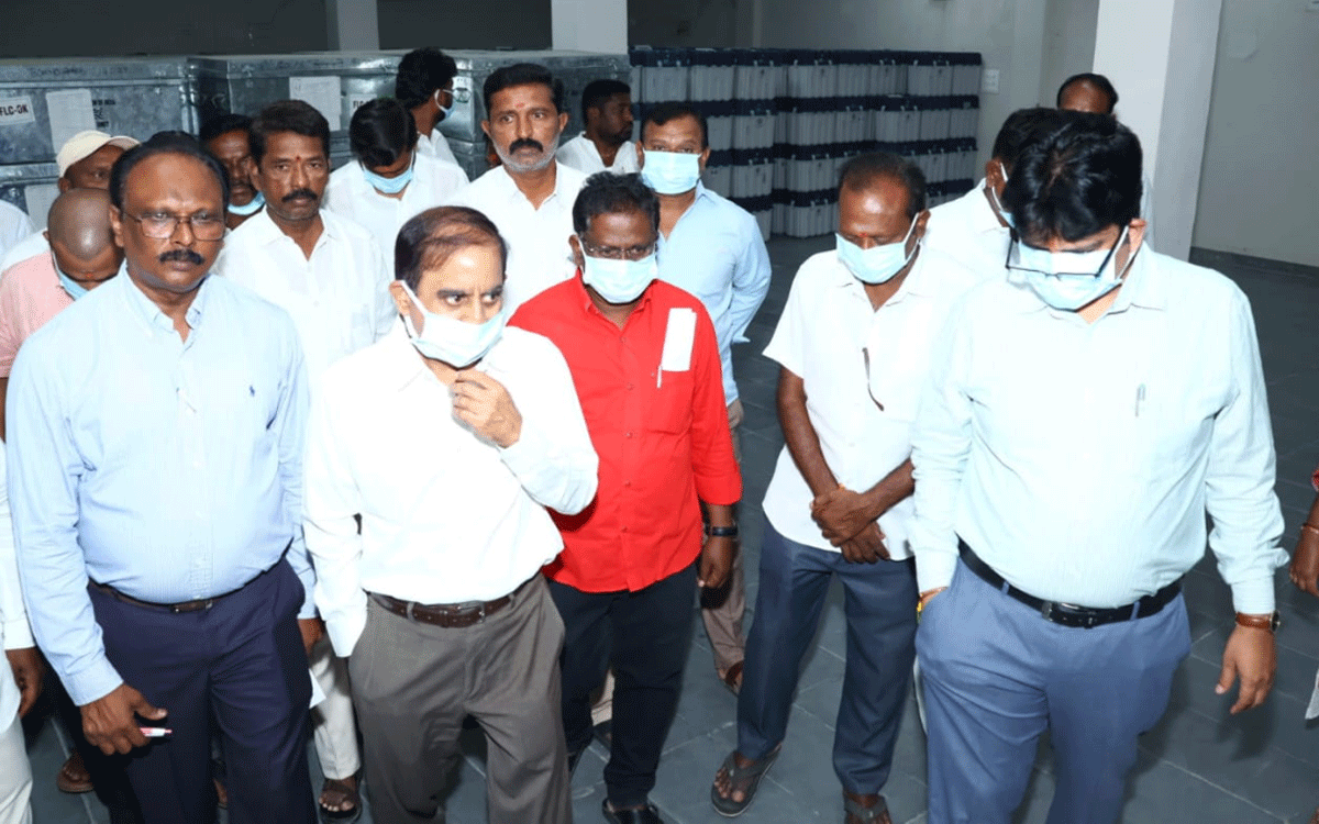 Bhuvanagiri Collectorate : ఈవీఎంల భ‌ద్ర‌త‌లో ప్ర‌త్యేక జాగ్ర‌త్త‌లు : సుద‌ర్శ‌న్‌రెడ్డి