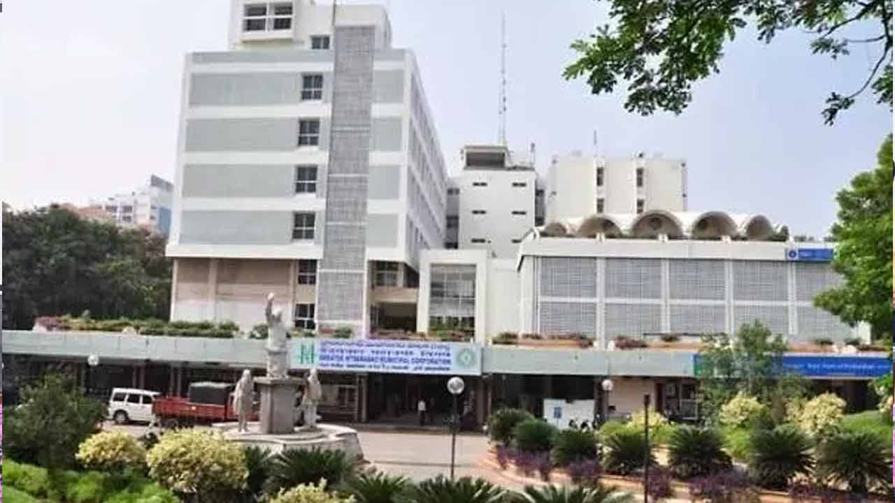 Town Planning | టౌన్ ప్లానింగ్‌లో అనిశ్చితి.. సెక్షన్ ఆఫీసర్ బదిలీ..