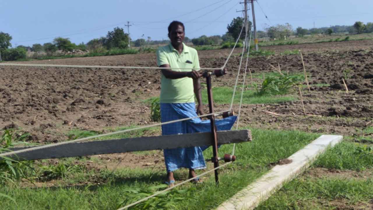 Duggondi | వ్యవసాయ పనులకు ఆటంకంగా ట్రాన్స్‌ఫార్మర్‌.. పట్టించుకోని విద్యుత్ శాఖ అధికారులు