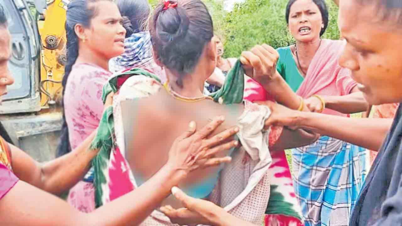 గిరిజన మహిళలపై దాడి దుర్మార్గం.. చీరలు చింపి కొట్టడం కాంగ్రెస్‌ సర్కార్‌ దారుణాలకు నిదర్శనం