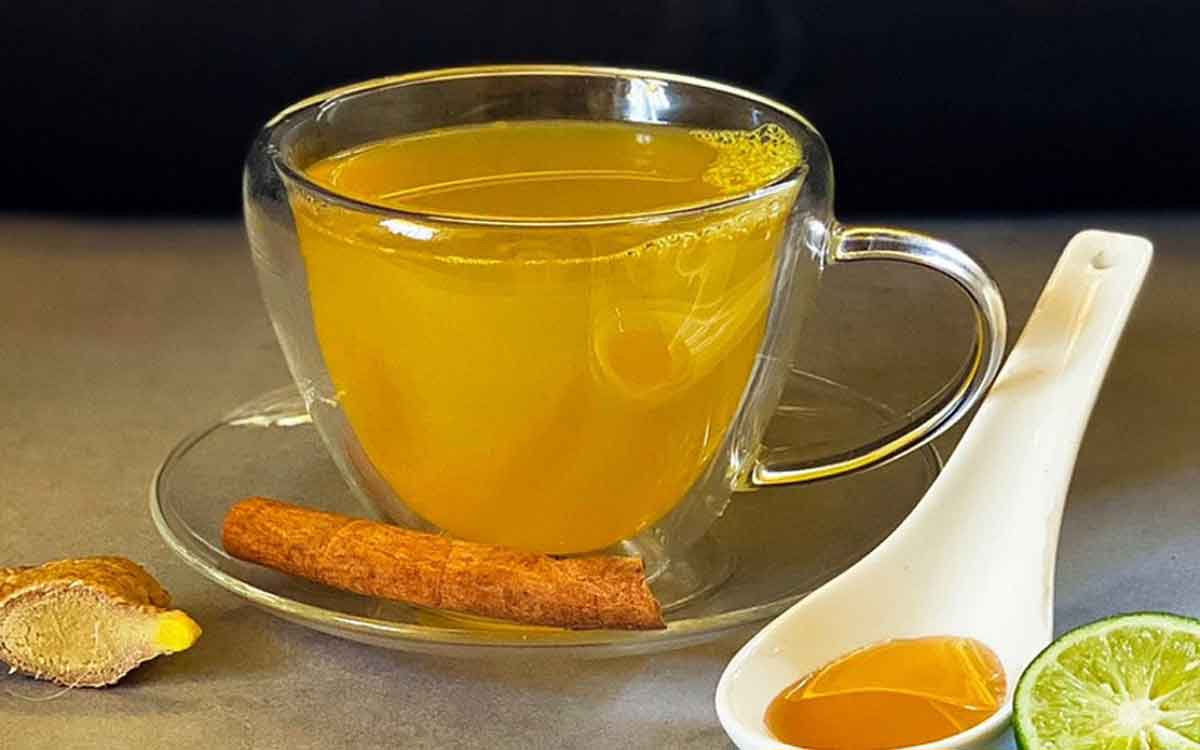 Turmeric Tea | రాత్రి పూట ఈ నీళ్లను తాగితే ఎన్నో లాభాలు.. అనేక రోగాలకు చెక్ పెట్టవచ్చు..!