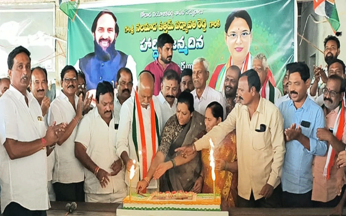 Kodada : కోదాడ‌లో ఎమ్మెల్యే పద్మావతి జన్మదిన వేడుకలు