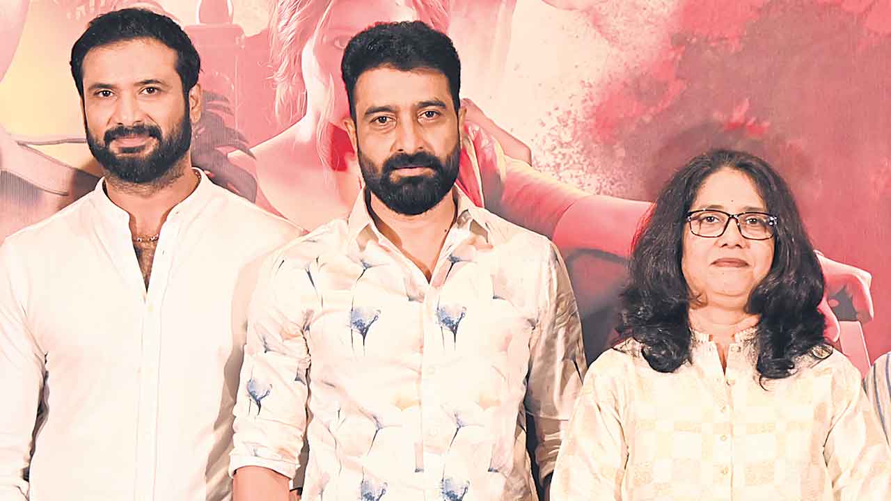 సూపర్‌ నాచురల్‌ థ్రిల్లర్‌