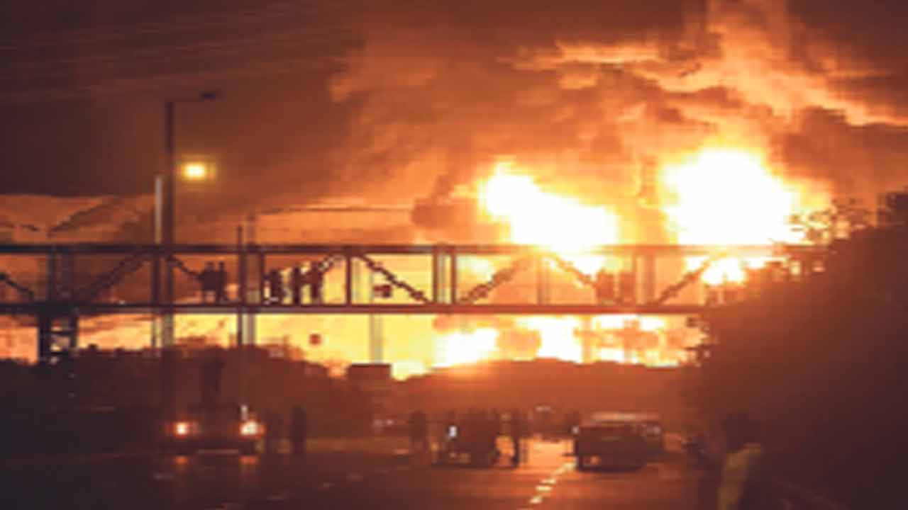 World War -3 | వరల్డ్‌ వార్‌-3 దిశగా! ఇరాన్‌-ఇజ్రాయెల్‌ యుద్ధం తీవ్రం.. రంగంలోకి బ్రిటన్‌, అమెరికా!