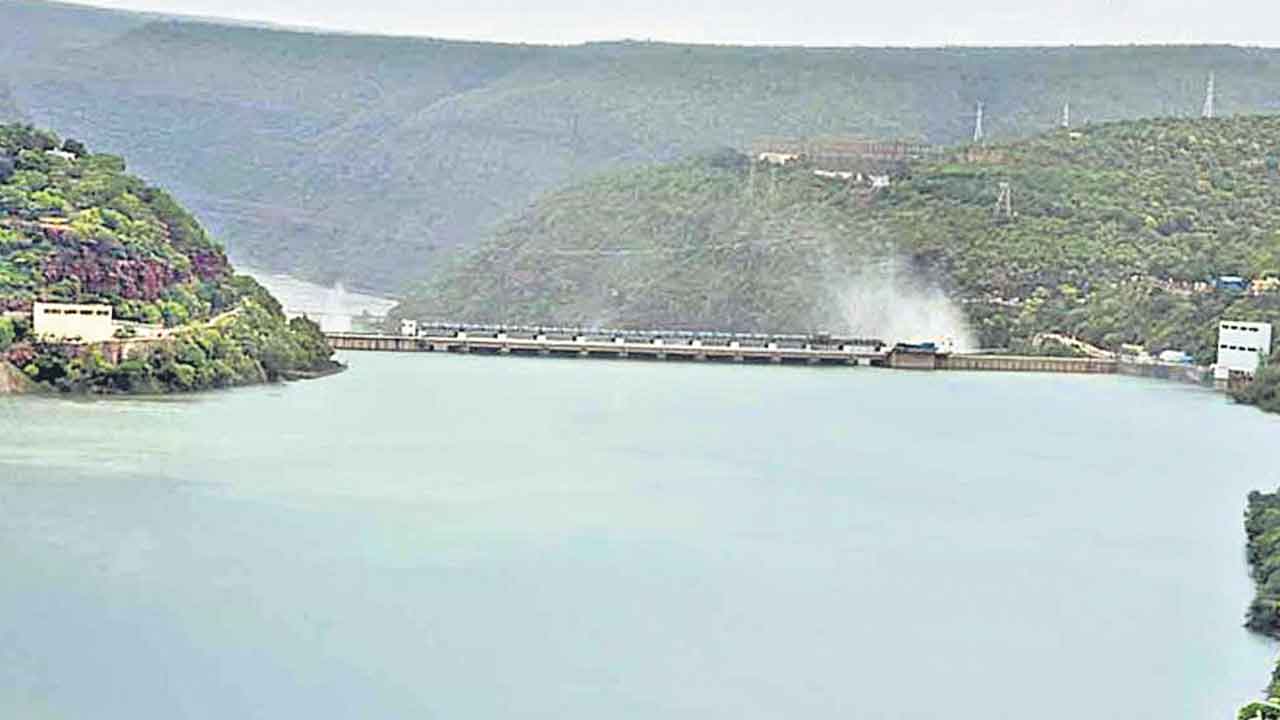 నీళ్ల దోపిడీ ఇక చెల్లదు