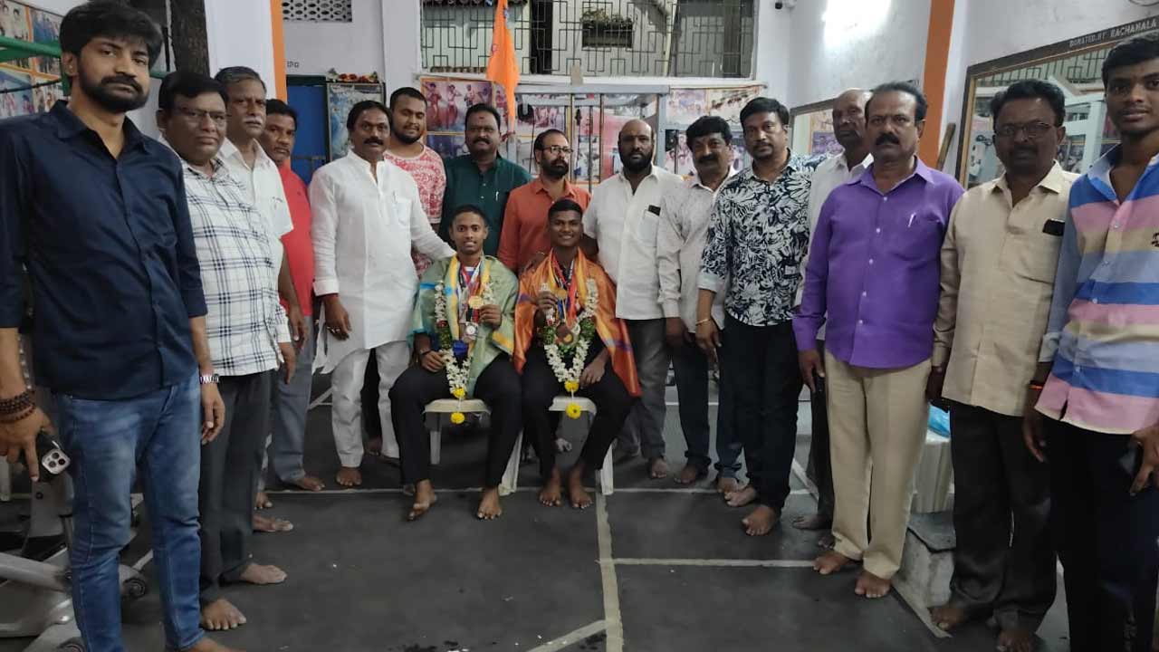 మారుతి వ్యాయమశాలలో కుస్తీ పోటీ విజేతలకు సన్మానం