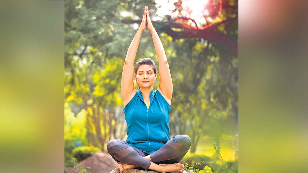 నిండైన ఆరోగ్యమే నిజమైన యోగం!