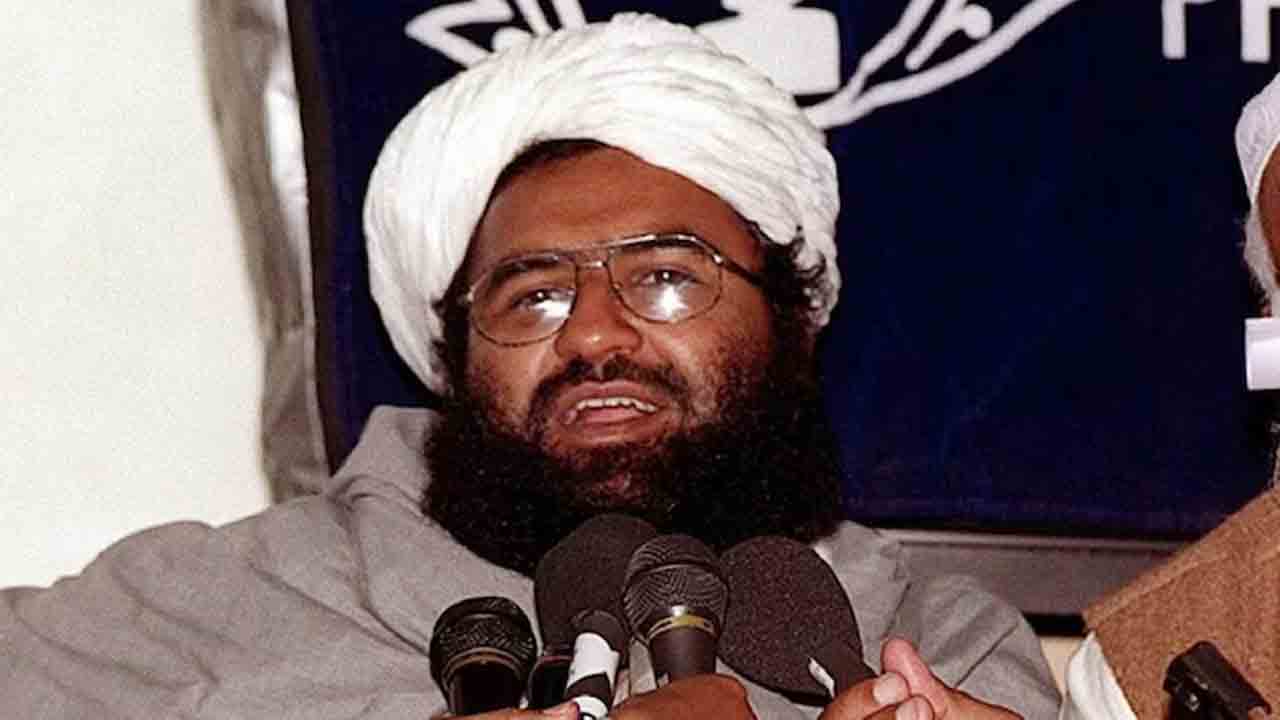 పీవోకేలో మసూద్‌ అజర్‌ నిఘా వర్గాల వెల్లడి