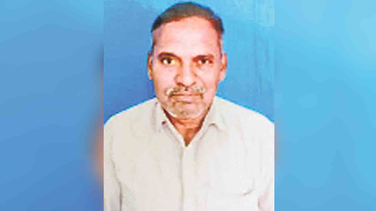 అప్పుల బాధతో రైతు ఆత్మహత్య.. రుణమాఫీ కాకపోవడంతో మనస్తాపం