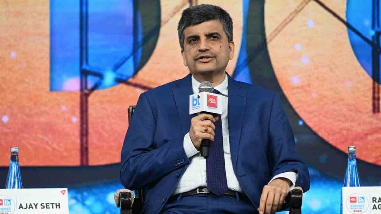 ఐఆర్‌డీఏఐ చైర్మన్‌గా అజయ్‌ సేథ్‌