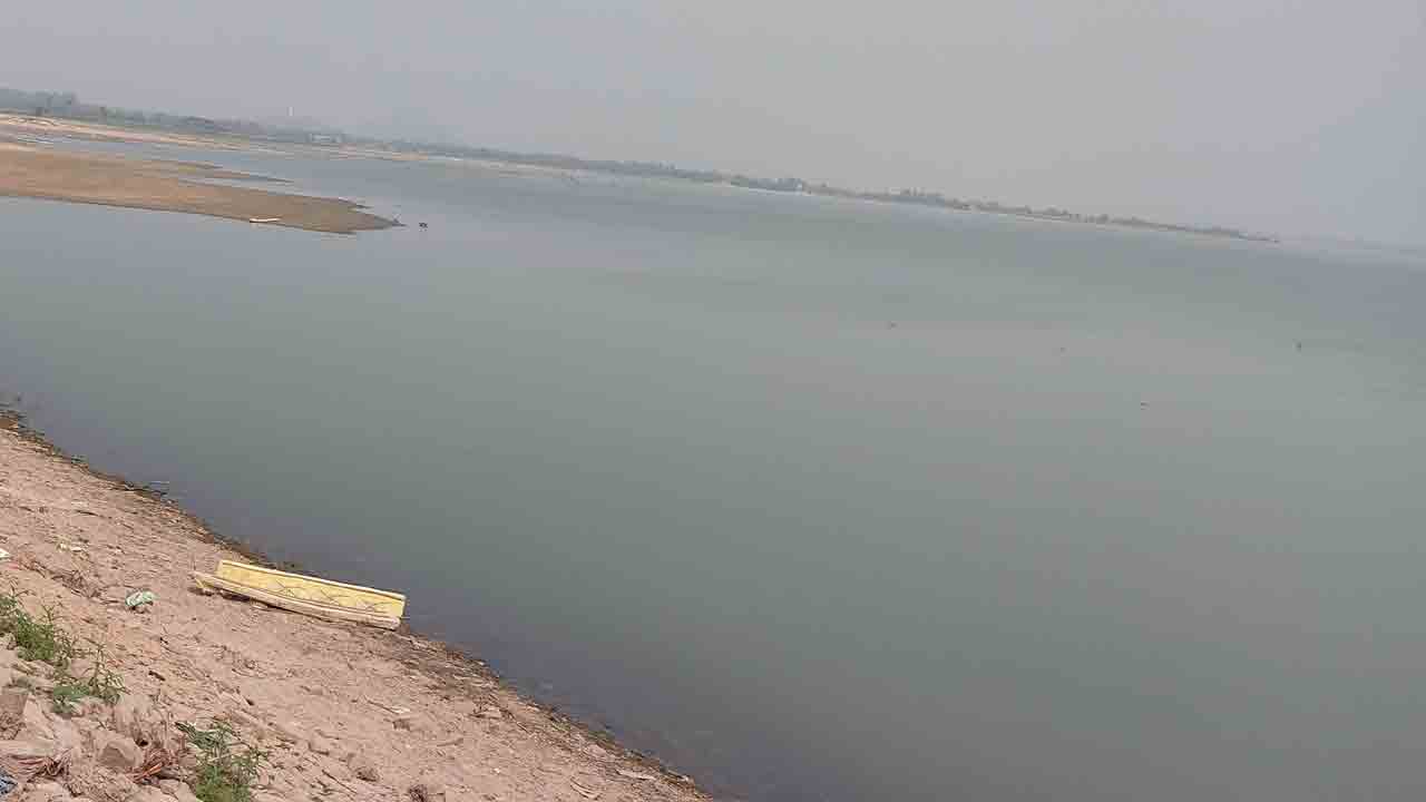 ఎగువన కృష్ణమ్మ పకవళ్లు.. దిగువన చిగురిస్తున్న ఆశలు