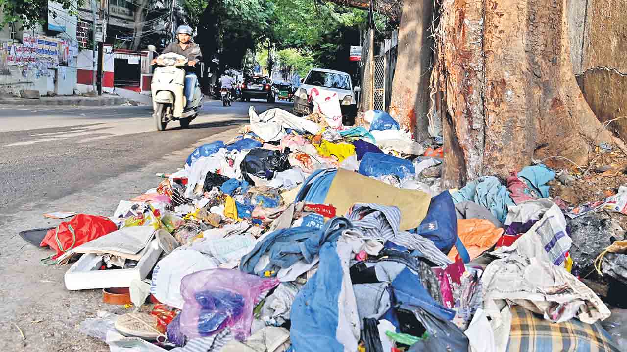 స్వీపింగ్‌ స్వీపింగ్‌ బంద్‌బంద్‌