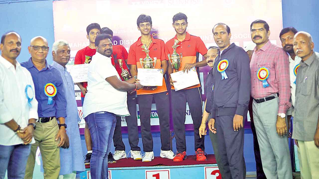 బ్యాడ్మింటన్‌ చాంప్‌ శశాంక్‌