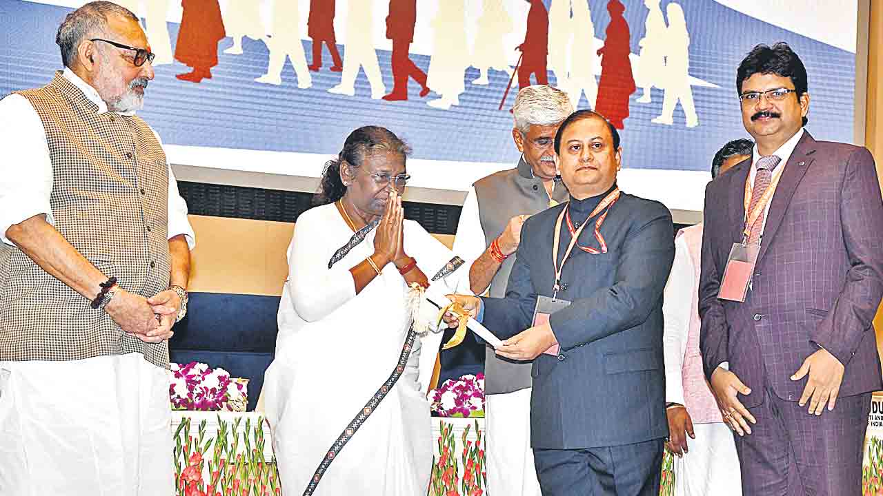 స్వచ్ఛ సర్వేక్షణ్‌ అవార్డుల్లో నిరాశ