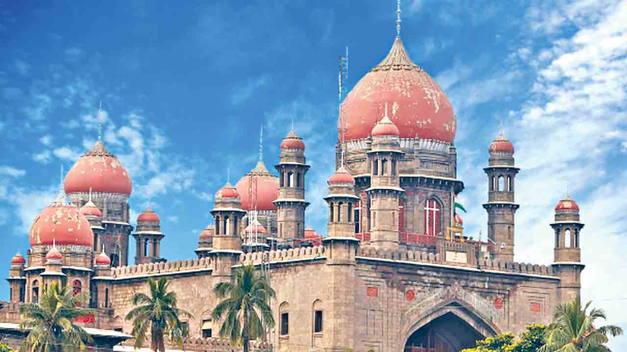 డీఎస్సీ-2003 టీచర్లు పాత పెన్షన్‌కు అర్హులే