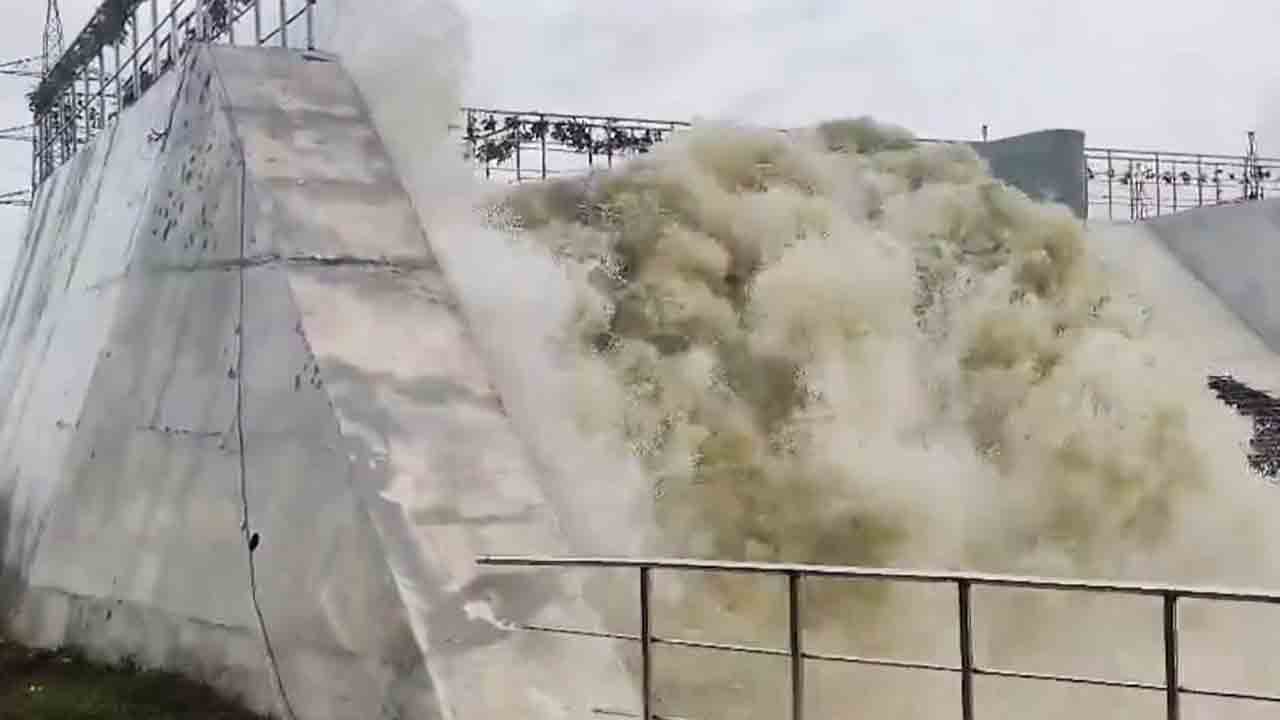 ఖమ్మానికి నీళ్లు.. భద్రాద్రికి కన్నీళ్లు !