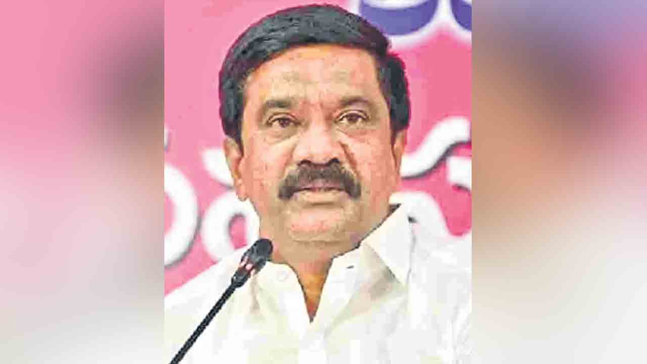 ఎస్సారెస్పీ ఆయకట్టు రైతులను ఆదుకోవాలి