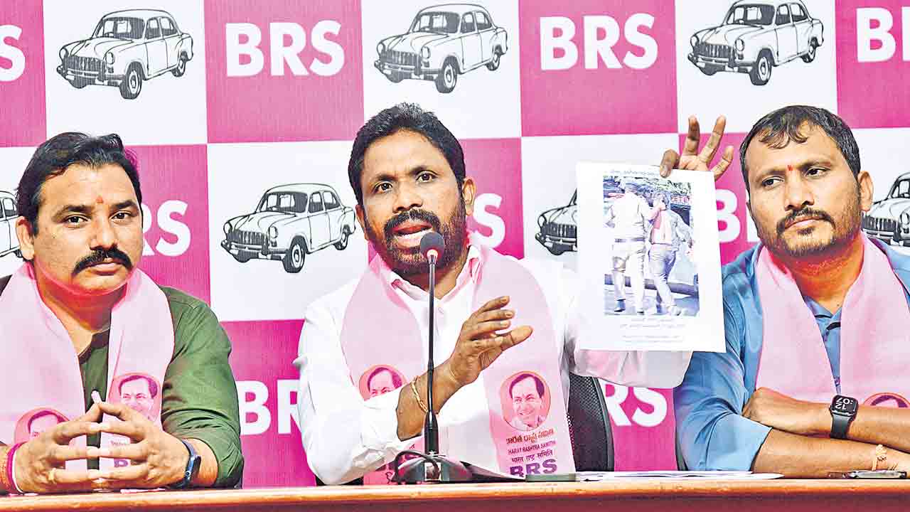 ఉద్యోగాల భర్తీపై రేవంత్‌ పచ్చి అబద్ధాలు