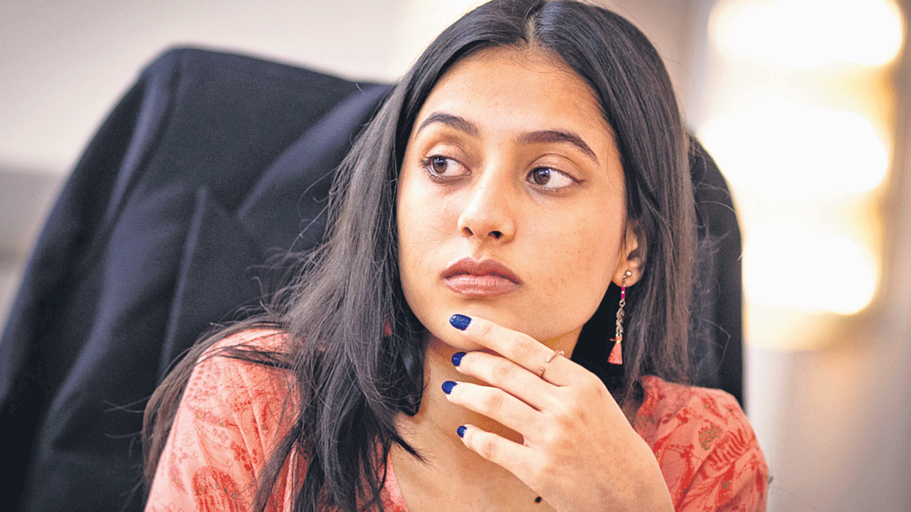 సెమీస్‌లో దివ్య