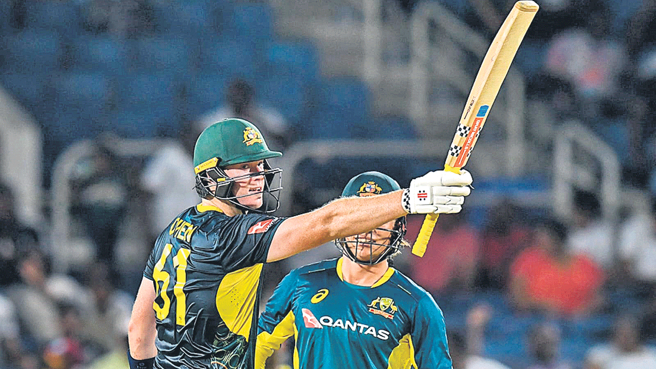 ఆసీస్‌ ఉత్కంఠ విజయం