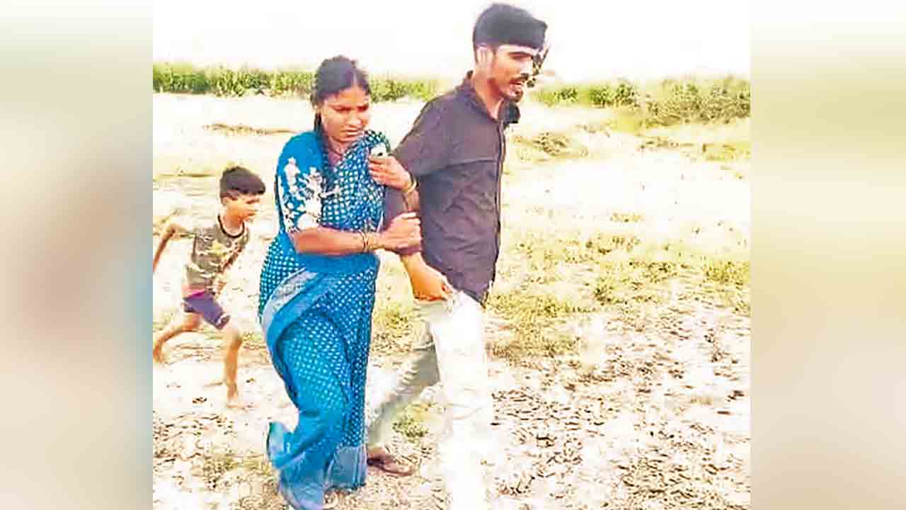 కాంగ్రెస్‌ కార్యకర్త ఆత్మహత్యాయత్నం