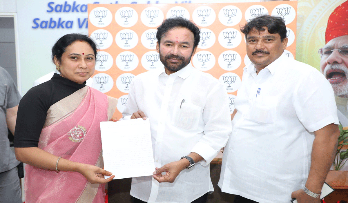 Give directions | విధులు కేటాయింపుకై పరిశ్రమలకు ఆదేశాలివ్వండి.. కేంద్ర గనుల శాఖ మంత్రికి విన్నవించిన కందుల సంధ్యారాణి