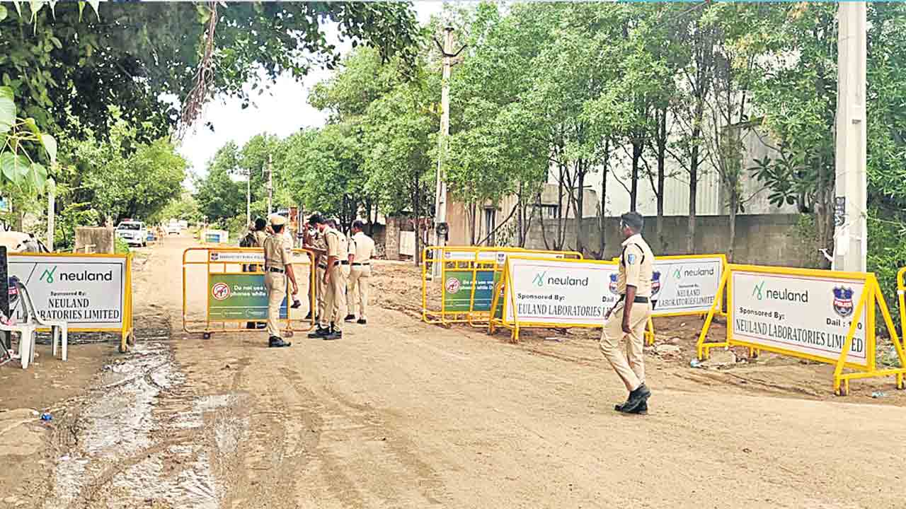 సిగాచిలో కొనసాగుతున్న రెస్క్యూ ఆపరేషన్‌