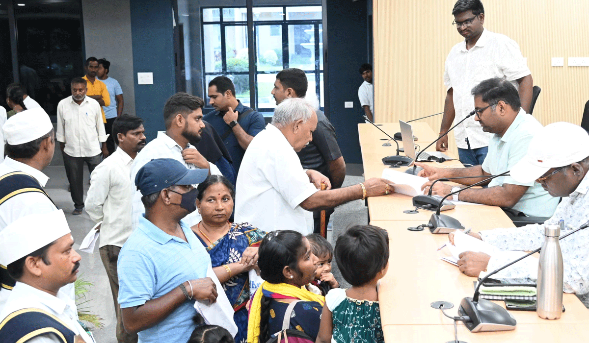 Collector Koya Sri Harsha | ప్రజావాణి ఆర్జీలను పెండింగ్‌ పెట్టోద్దు.. పెద్దపల్లి కలెక్టర్‌ కోయ శ్రీ హర్ష