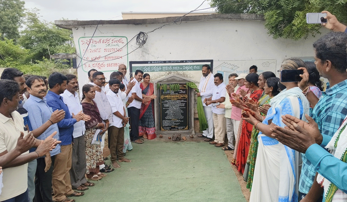 welfare schemes | అర్హులందరికీ ప్రభుత్వ సంక్షేమ పథకాలు అందిస్తాం.. పెద్దపల్లి ఎమ్మెల్యే చింతకుంట విజయ రమణారావు