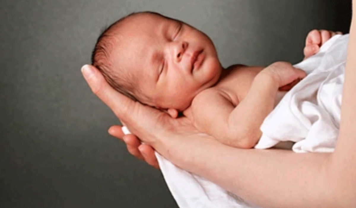 Baby girl sale | ఆడబిడ్డ పుట్టిందని అమ్మకానికి పెట్టిన తల్లిదండ్రులు.. నిజామాబాద్ జిల్లా కేంద్రంలో దారుణ ఘటన