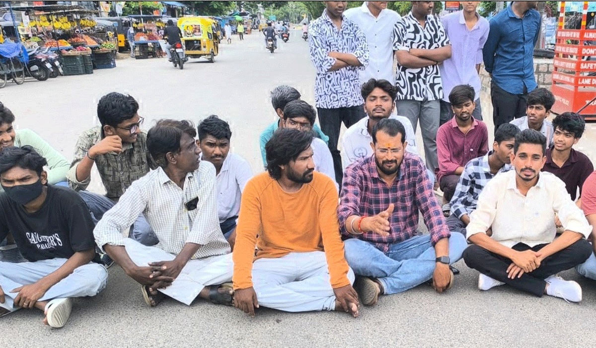 Siricilla BRS | విద్యార్థుల ప్రాణాలంటే ప్రభుత్వానికి చిత్తశుద్ధి లేదు.. బీఆర్ఎస్ రాష్ట్ర నాయకుడు కంచర్ల రవి గౌడ్