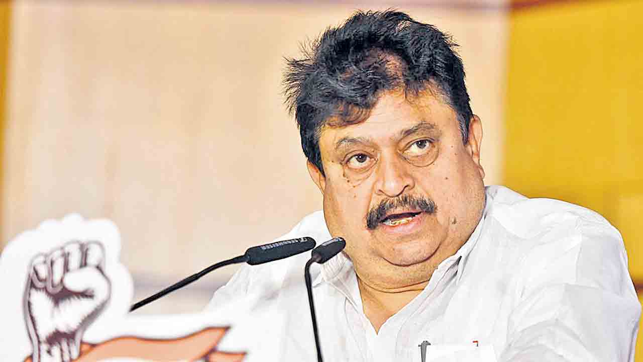 బీసీలపై కాంగ్రెస్‌కు చిత్తశుద్ధి లేదు