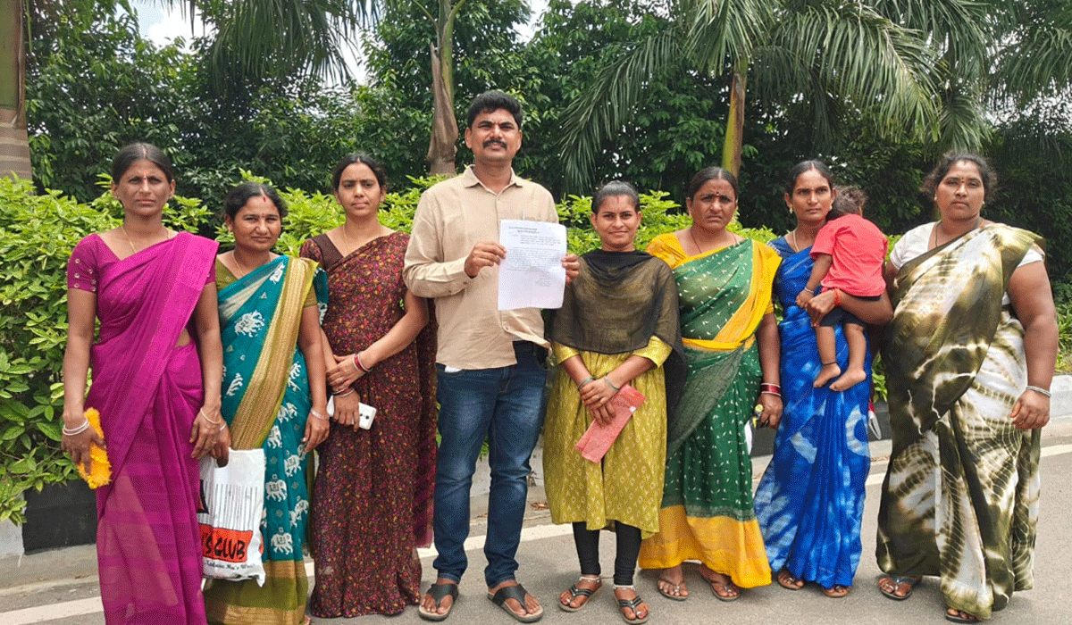 Indiramma houses | మేమేం పాపం చేశాం సార్‌.. మీము ఇందిరమ్మ ఇండ్లకు అర్హులం కాదా..?