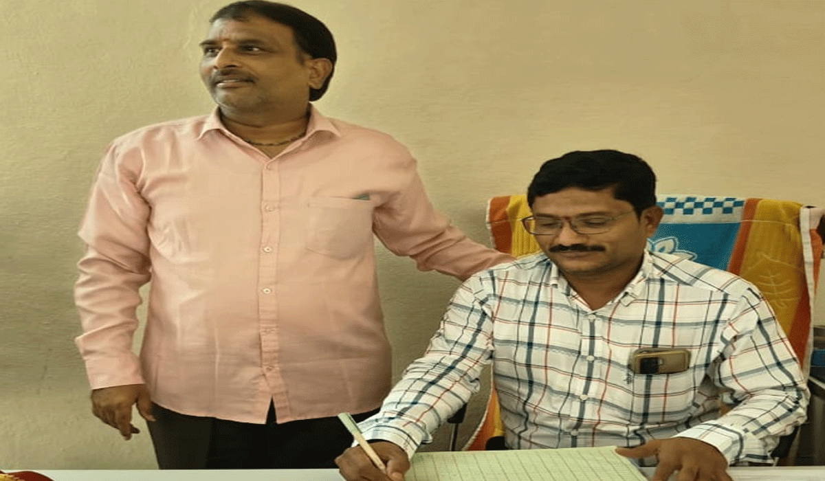 చిగురుమామిడి జూనియర్ కళాశాల ప్రిన్సిపాల్ గా శశిధర్ శర్మ