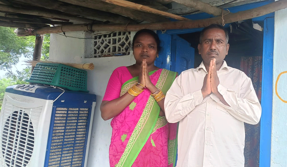 Sanitation worker | లివర్‌ వ్యాధితో ఆపన్న హస్తం కోసం పారిశుధ్య కార్మికుడి ఎదురుచూపులు.. చికిత్సకు సాయం కోసం వేడుకోలు