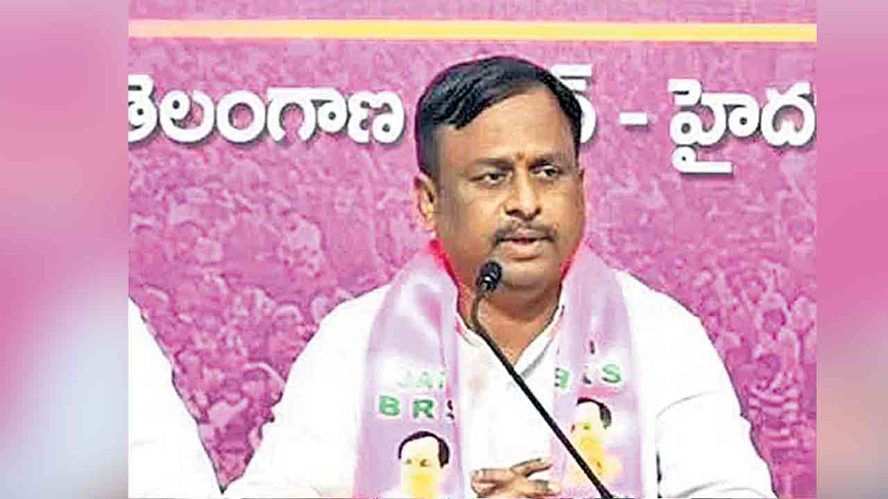 మహాన్యూస్‌ కేసులో బీఆర్‌ఎస్‌ నేతలకు బెయిల్‌